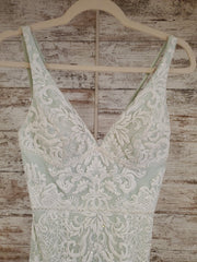 GREEN/WHITE LONG EVENING GOWN