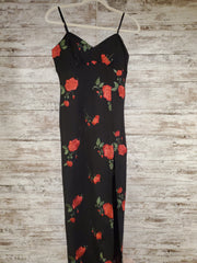 BLACK/RED ROSES LONG EVENING