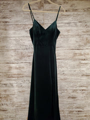 GREEN LONG EVENING GOWN