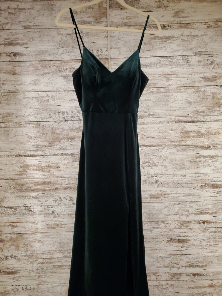 GREEN LONG EVENING GOWN