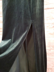 GREEN LONG EVENING GOWN