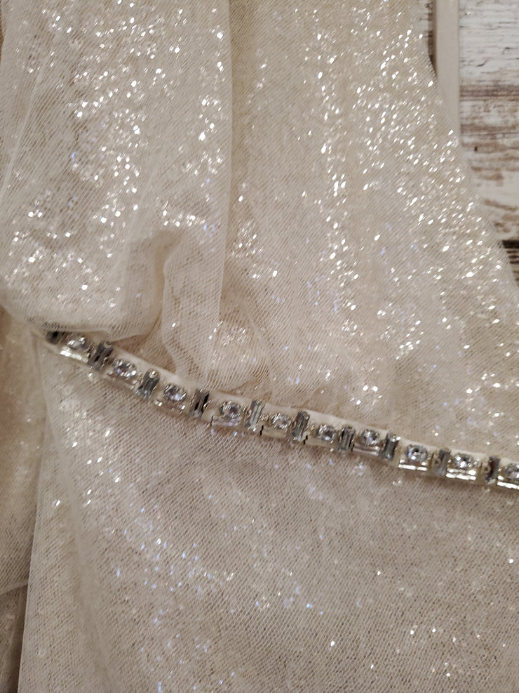 IVORY/GOLD SHORT DRESS