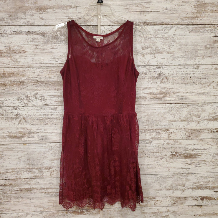 BURGUNDY LACE SHORT DRESS