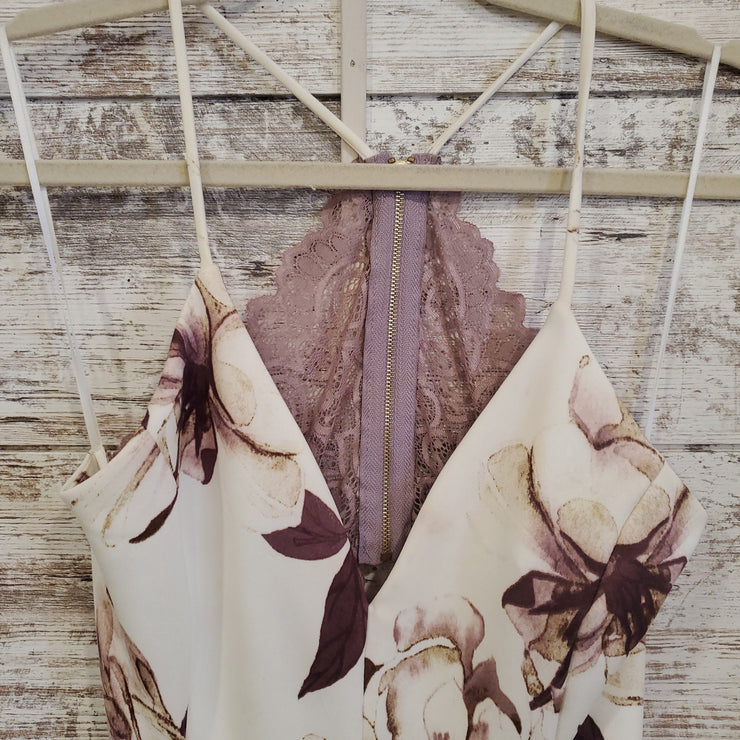 WHITE/FLORAL SHORT DRESS