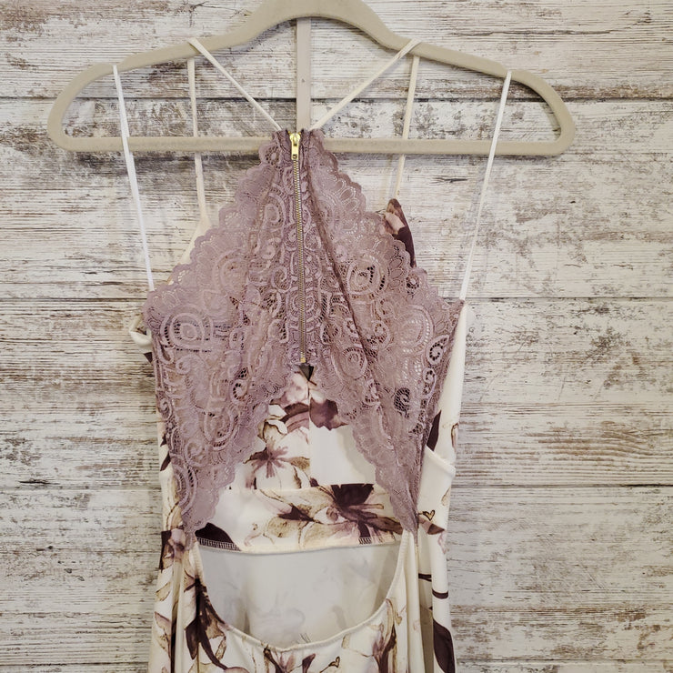 WHITE/FLORAL SHORT DRESS