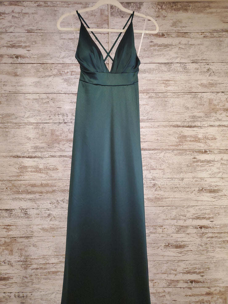 GREEN LONG EVENING GOWN (NEW)