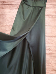 GREEN LONG EVENING GOWN (NEW)