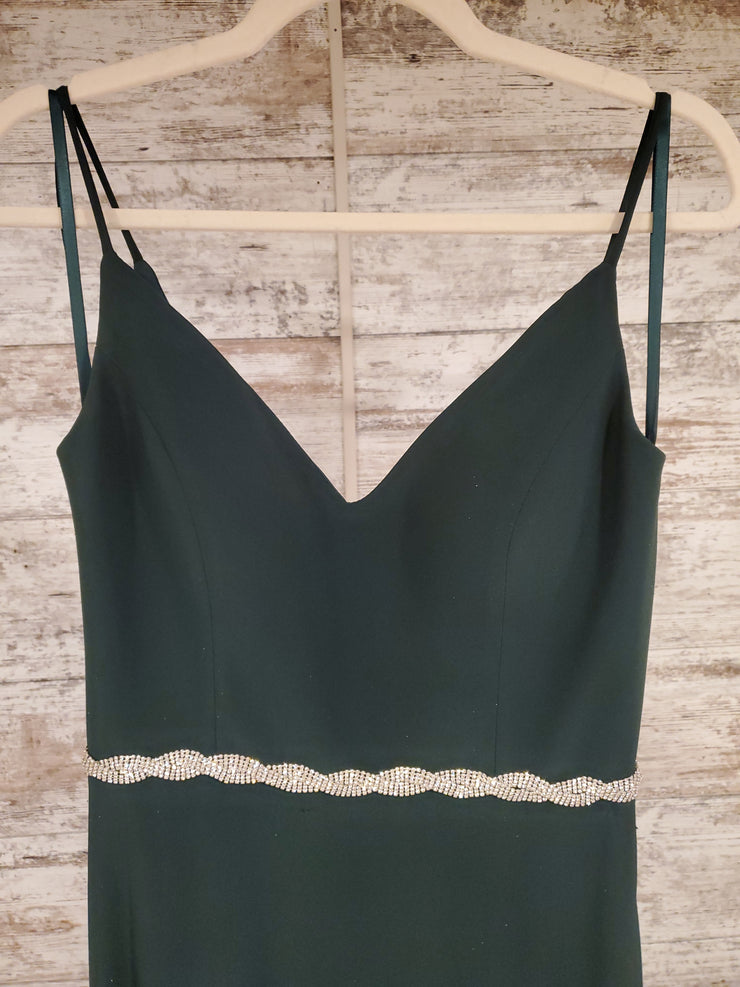 GREEN LONG EVENING GOWN