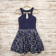 NAVY/WHITE SHORT DRESS