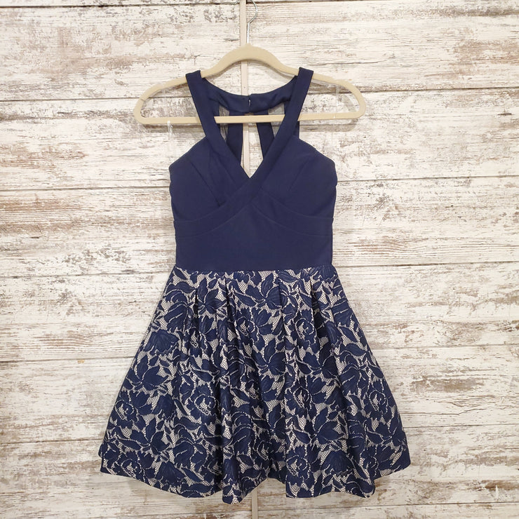 NAVY/WHITE SHORT DRESS