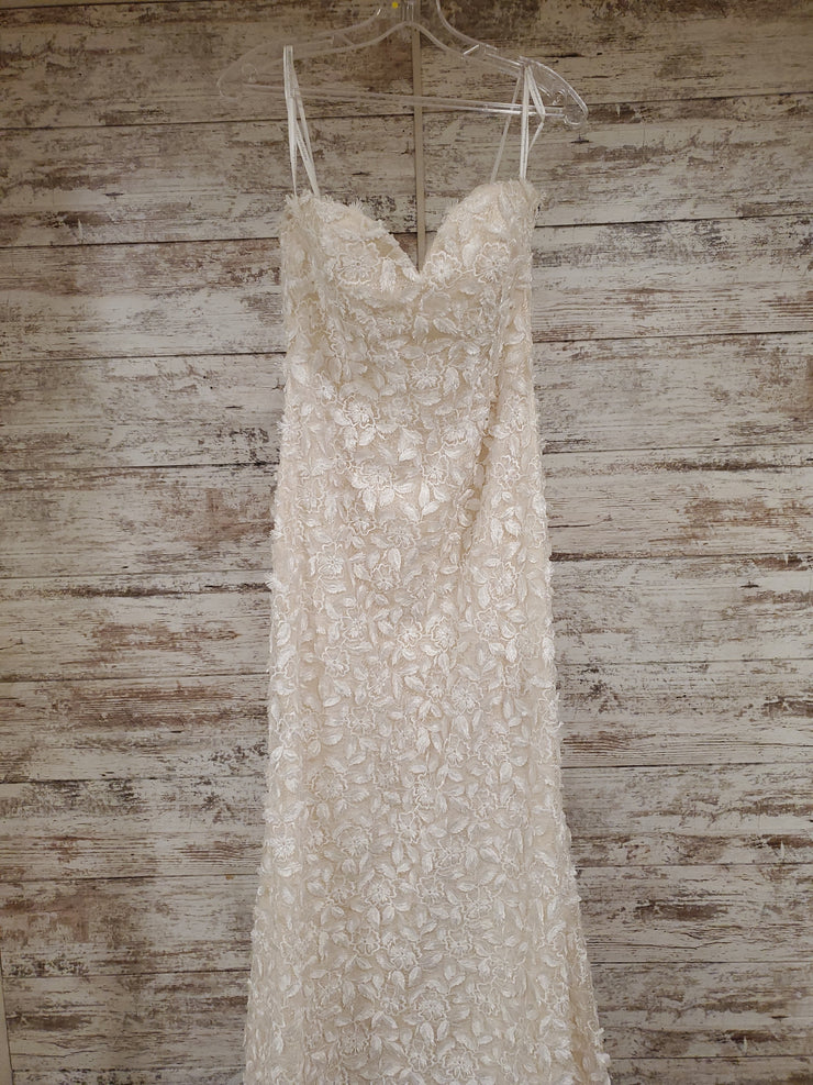 WHITE FLORAL LONG DRESS (NEW)