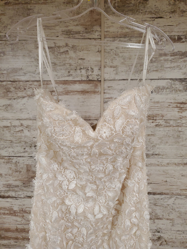 WHITE FLORAL LONG DRESS (NEW)