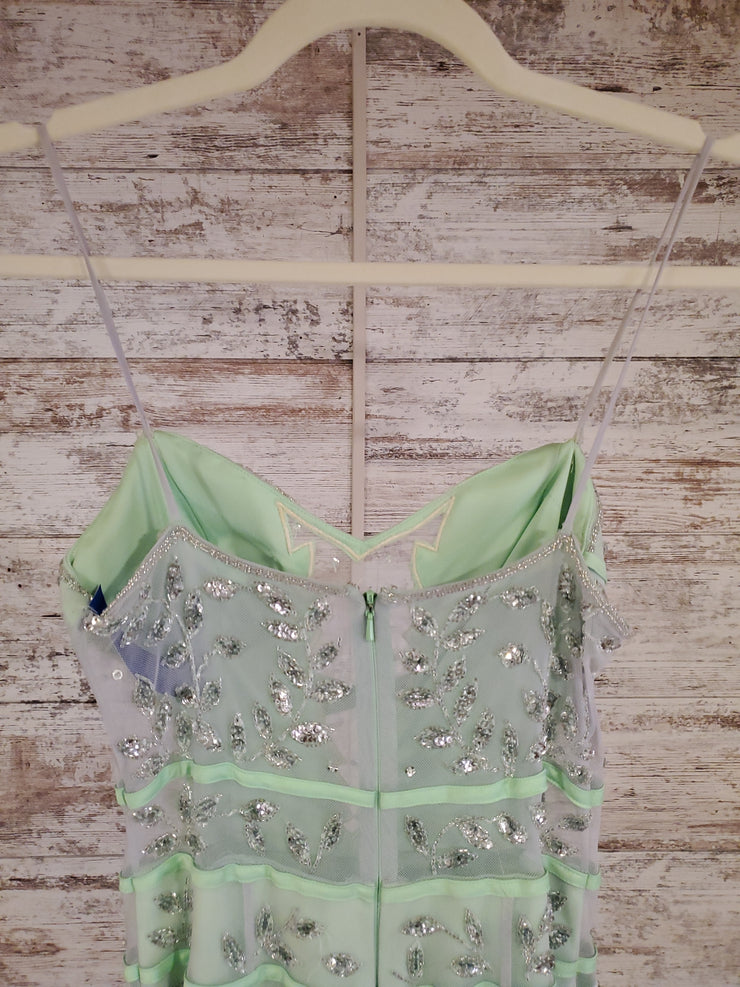 GREEN LONG EVENING GOWN