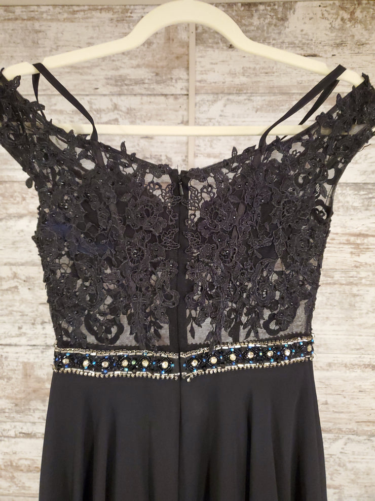 BLACK LONG EVENIN GOWN