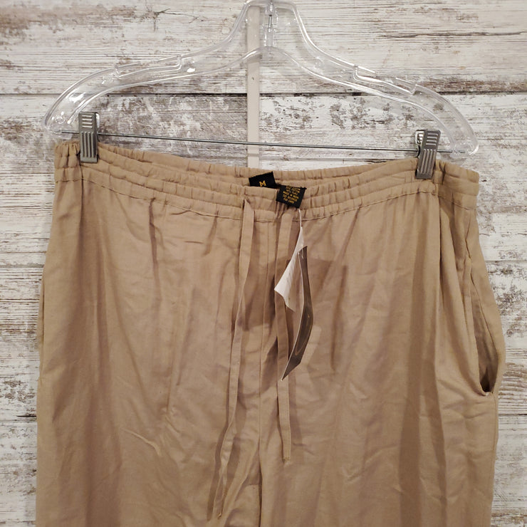 TAN CAPRI PANTS (NEW)