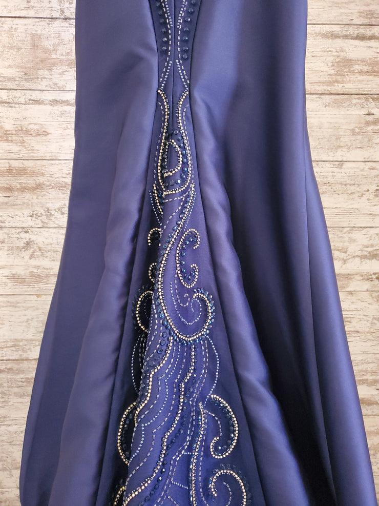 NAVY MERMAID GOWN