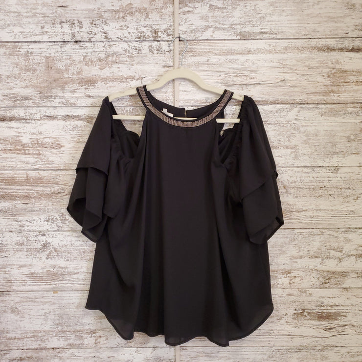 BLACK COLD SHOULDER TOP (NEW)