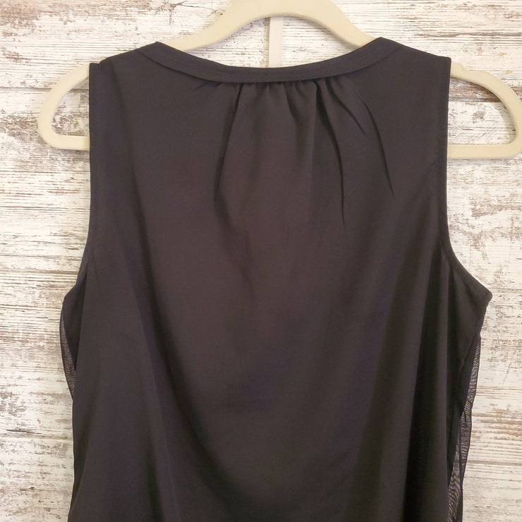 BLACK/BLUE SLEEVELESS TOP