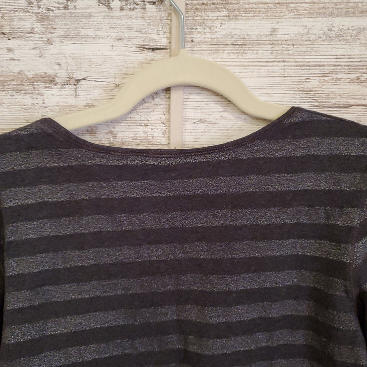 SILVER/BLACK STRIPED TOP