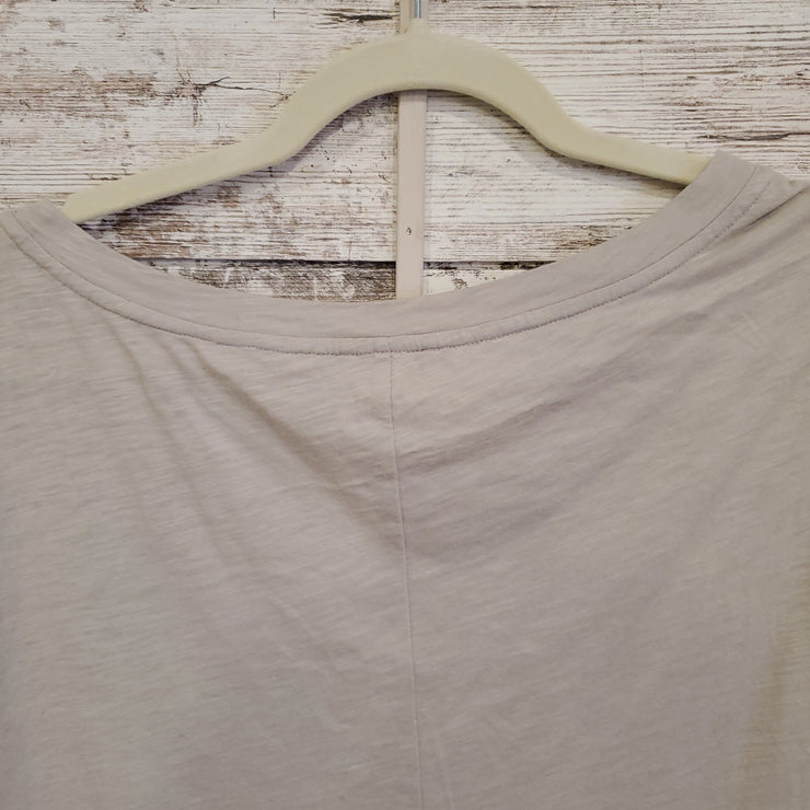 GRAY W/BLACK SEQUINS TOP