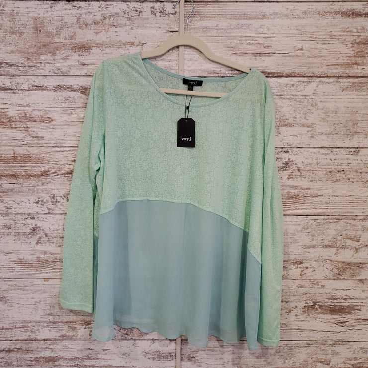 GREEN LONG SLEEVE TOP (NEW)