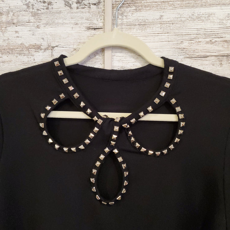 BLACK LONG SLEEVE/STUD SWEATER