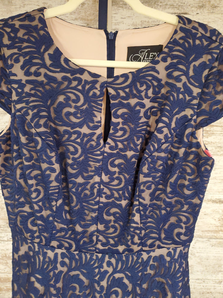 NAVY/TAN A LINE GOWN