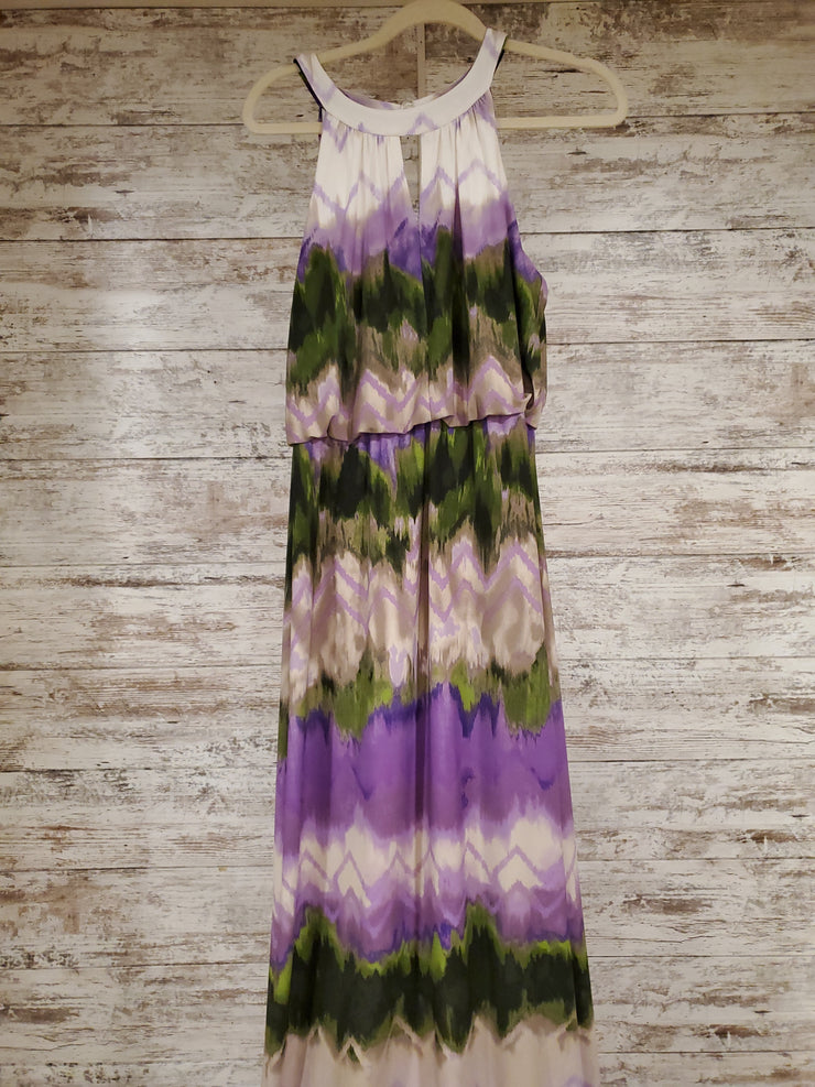 FLORAL MAXI DRESS
