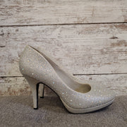 SILVER SPARKLY HEELS