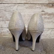 SILVER SPARKLY HEELS