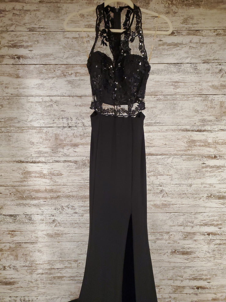 BLACK LONG EVENING GOWN