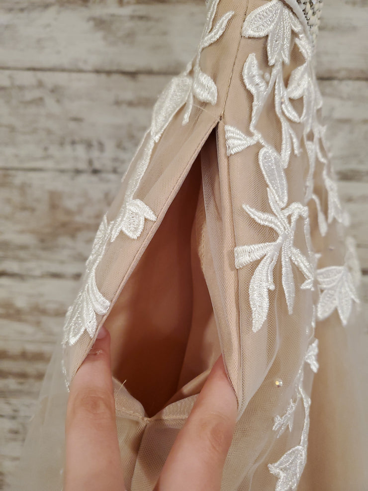 IVORY/TAN FLORAL A LINE GOWN