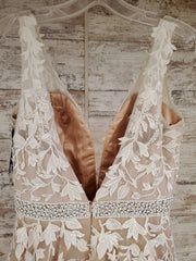 IVORY/TAN FLORAL A LINE GOWN