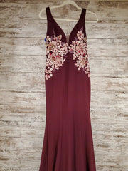 BURGUNDY/FLORAL LONG GOWN