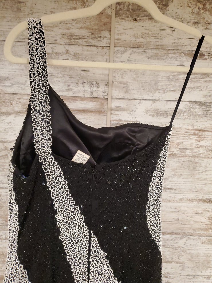 BLACK/WHITE BEADED LONG DRESS
