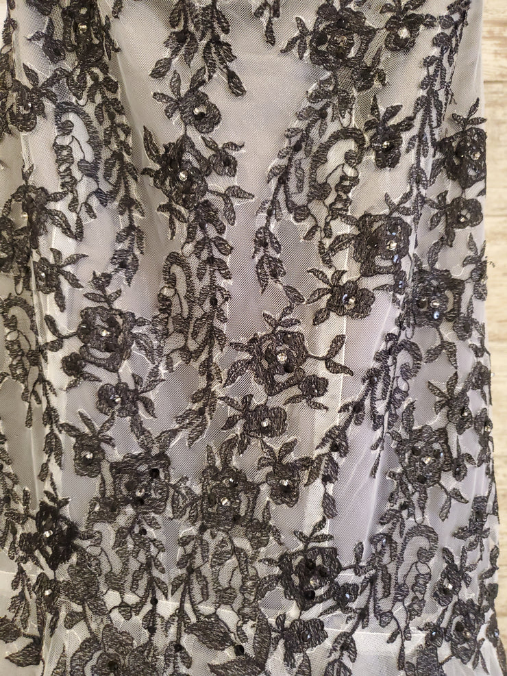 GRAY/BLACK MERMAID GOWN