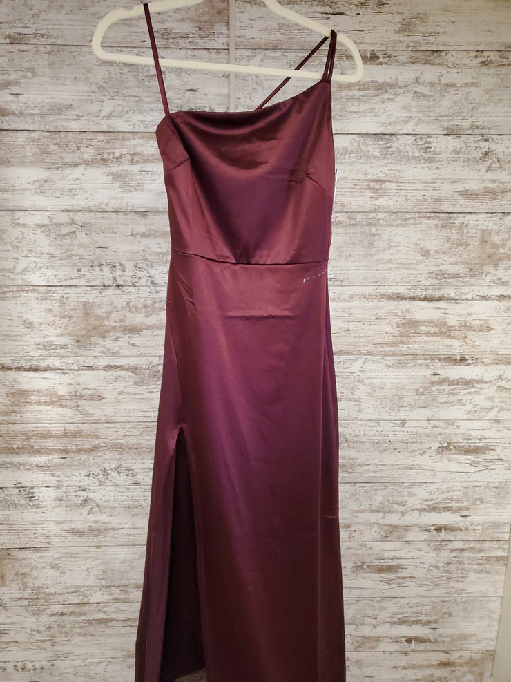 BURGUNDY LONG DRESS (NEW)