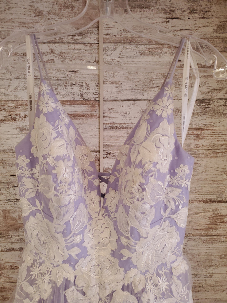 LAVENDER/WHITE A LINE GOWN