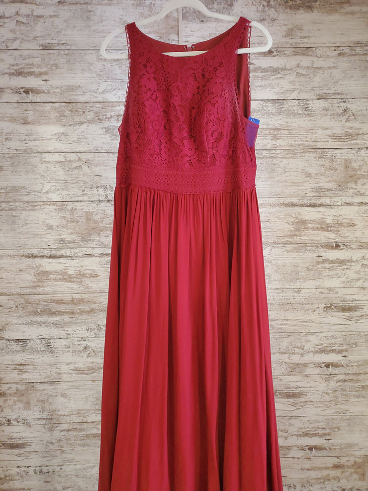 BURGUNDY LONG EVENING GOWN