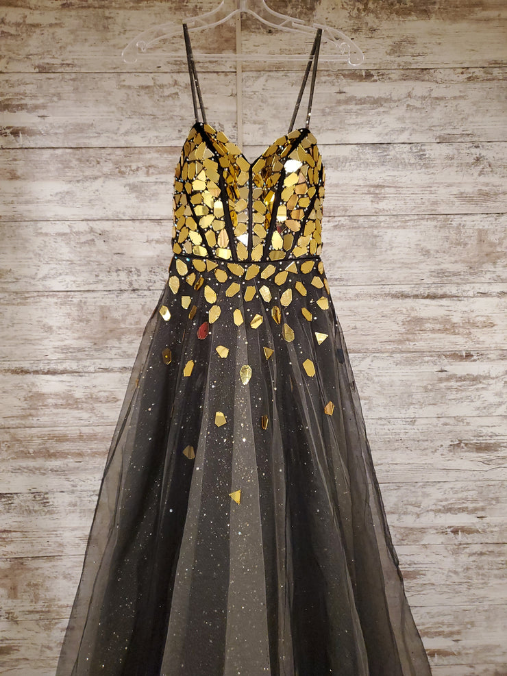 BLACK/GOLD A LINE GOWN