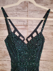 GREEN LONG EVENING GOWN