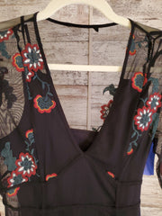 BLACK/FLORAL LONG EVENING GOWN