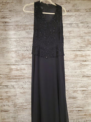BLACK LONG EVENING GOWN (NEW)