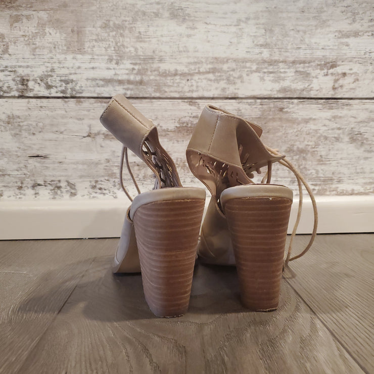 TAN OPEN TOE HEEL/BOOTS