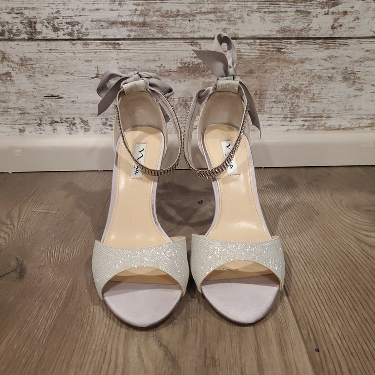 SILVER HEELS (NEW)