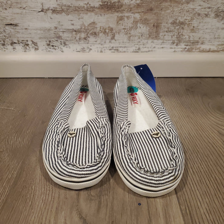 NAVY STRIPED SLIP ONS