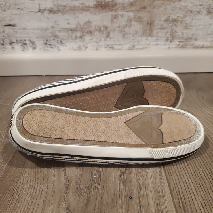 NAVY STRIPED SLIP ONS