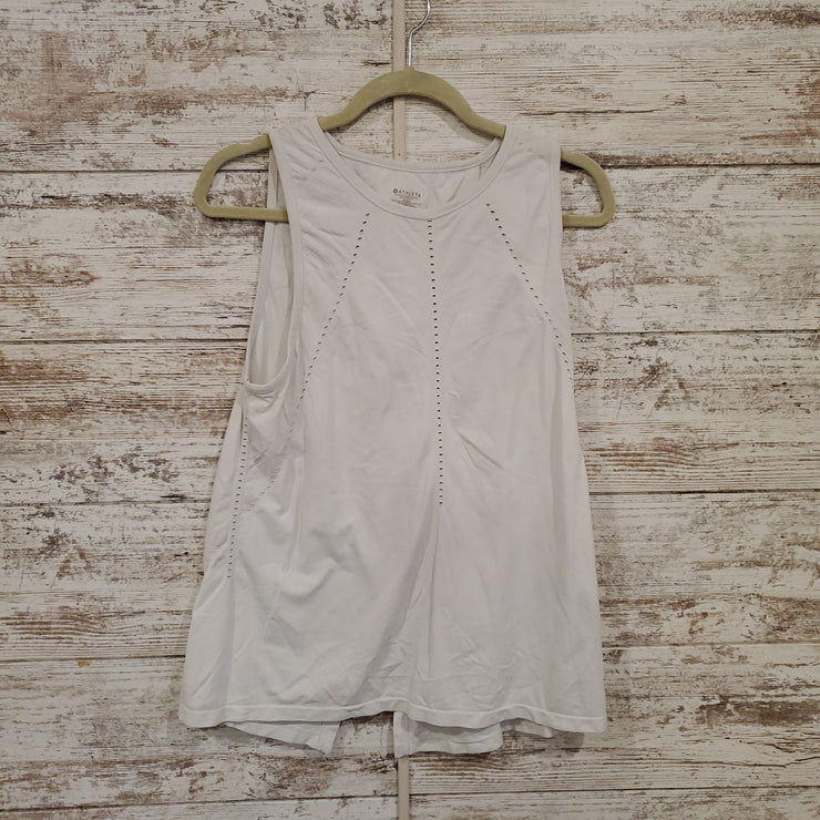 WHITE SLEEVELESS TOP