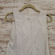 WHITE SLEEVELESS TOP