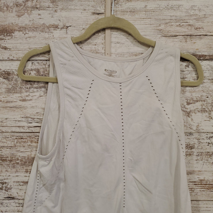 WHITE SLEEVELESS TOP